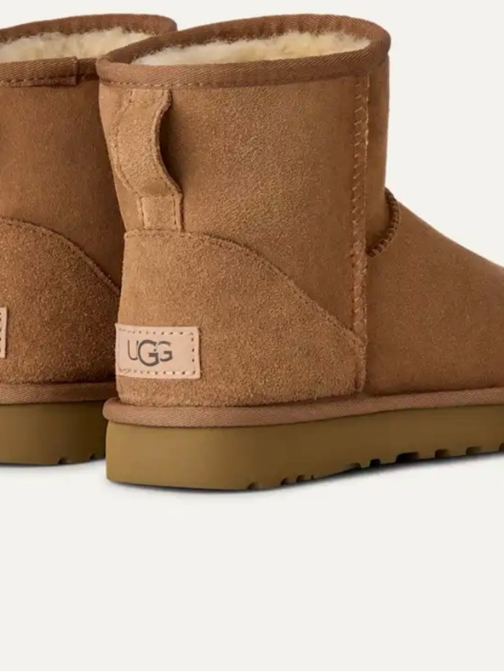 UGG Classic Mini II - Picture 2 of 6